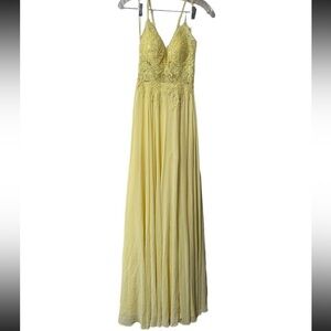 NOX Yellow Formal Dress with Blue Bling Size 4 
Worn Once, some stains